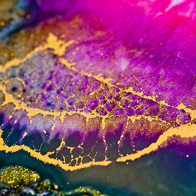 How to Make your Resin colorful – Liquid Resin Pigment or Mica Powder?